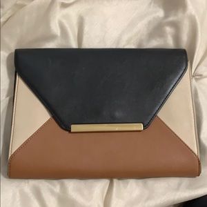 Envelope clutch